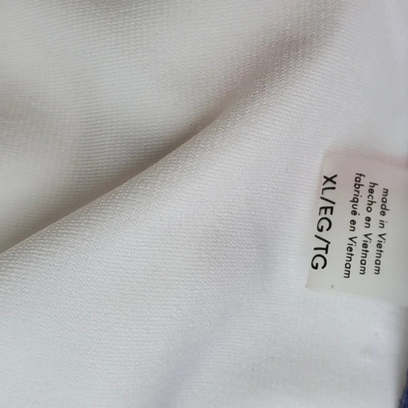 Tommy Hilfiger keyhole sleeveless  top XL..1X - Picture 6 of 9